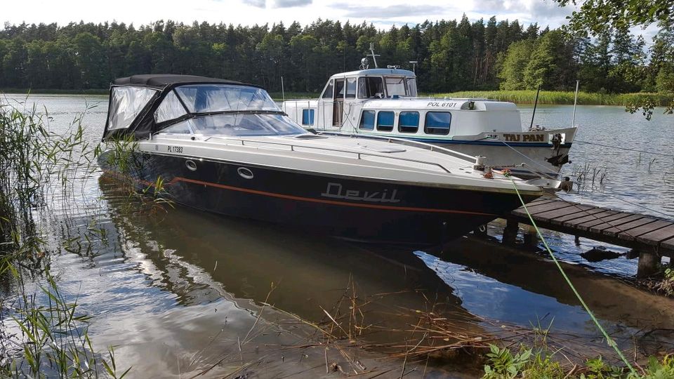 Motorboot Yacht schiff in Neumünster