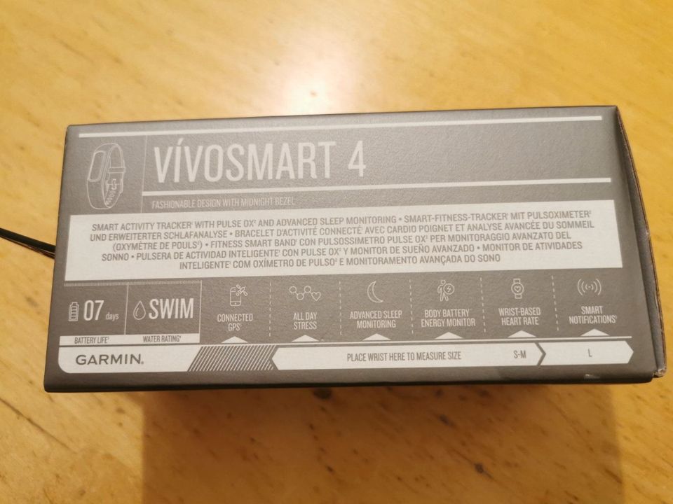 Garmin vivosmart 4 Schwarz S/M Fitnesstracker Uhr Smart Watch OVP in  Niedersachsen - Wunstorf | eBay Kleinanzeigen ist jetzt Kleinanzeigen