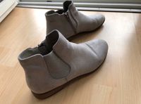 Graue Wildleder Chelseaboots Pesaro Gr. 40 Düsseldorf - Pempelfort Vorschau