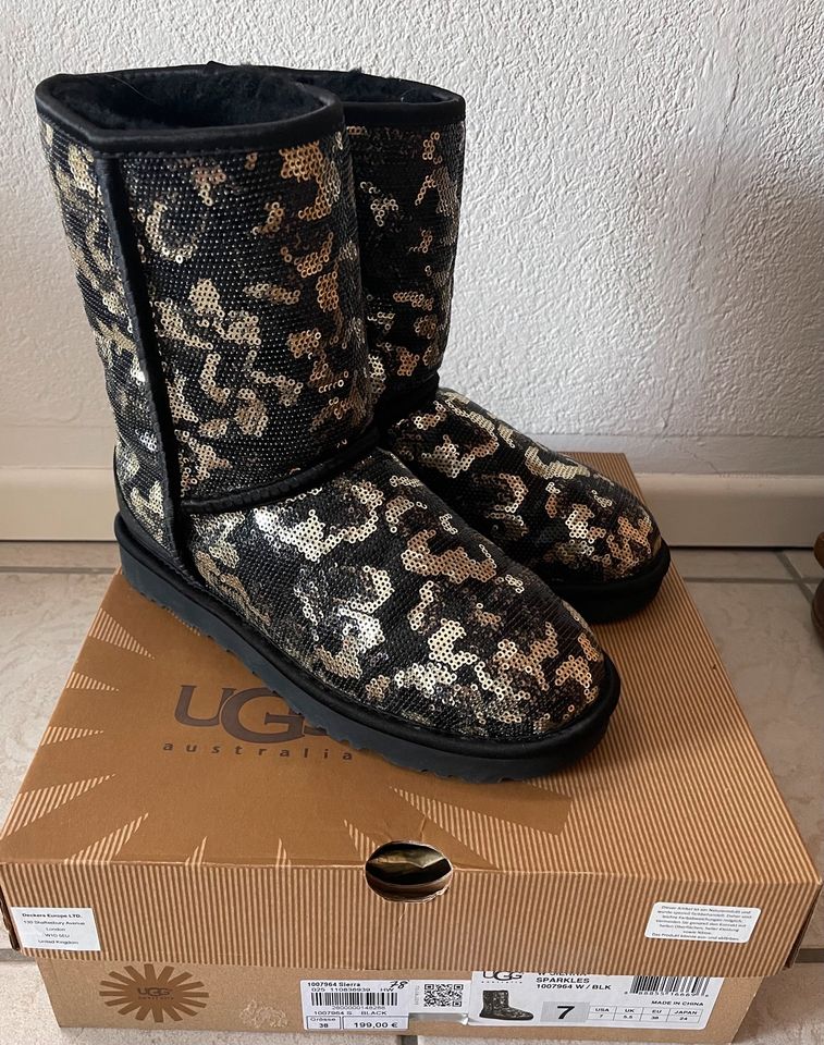 UGG Australia • 38 • Lammfell• schwarz/Gold• Sierra Sparkles OVP in Dortmund