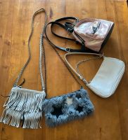 Mädchen Handtaschen silber grau weiß + Rucksack Glitzer-rosa Nordrhein-Westfalen - Erkrath Vorschau