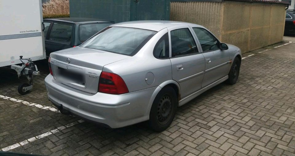 Opel Vectra 1.6 automatik getriebe in Wittenberg