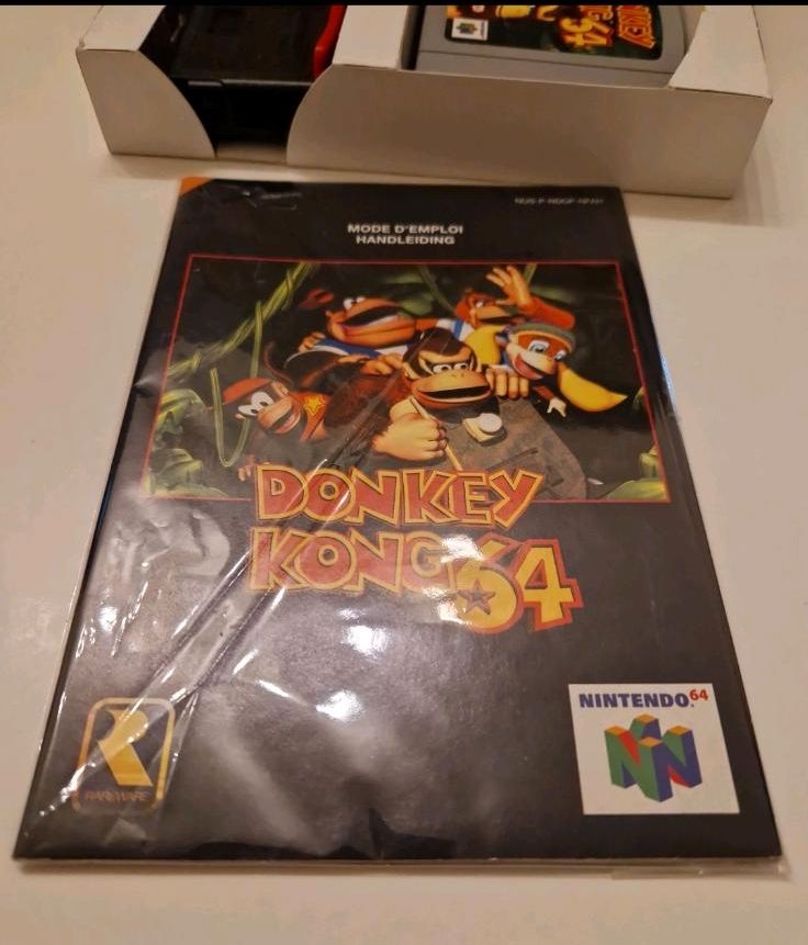 Nintendo N64 Donkey Kong N64 inkl. Memory Expansion Pak in Kiel