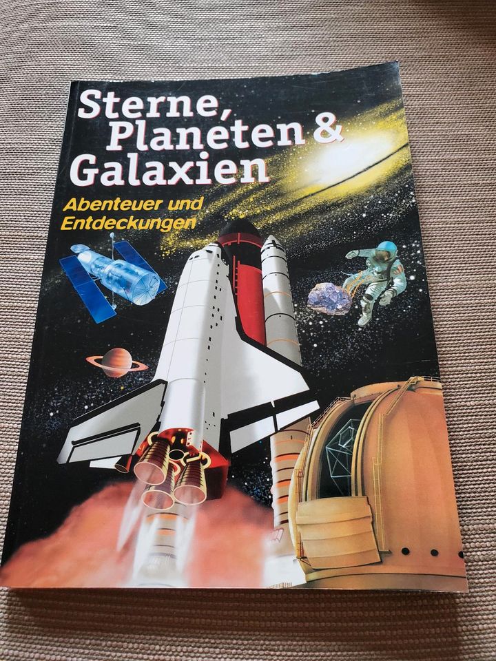 Weltraum Fahrzeuge Sterne Planeten Galaxien in Berlin