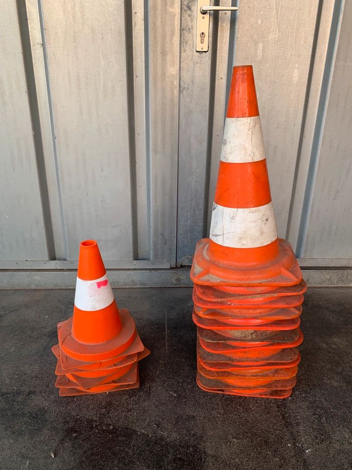 Verkehrskegel | Pylon | Leitkegel in Niederzier