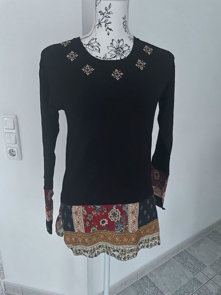 Pullover schwarz mit Bluseneinsatz Gr. XS Desigual neu in Neumünster