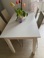 Solider Weißer ausziehbarer Tisch in sehr guten Zustand Baden-Württemberg - Lörrach Vorschau