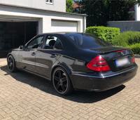 Mercedes Benz E500 W211 Elegance TÜV 09/2025 Nordrhein-Westfalen - Düren Vorschau