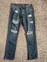 Guess Jeans mit Rissen | Größe 36 (US 30) Düsseldorf - Benrath Vorschau
