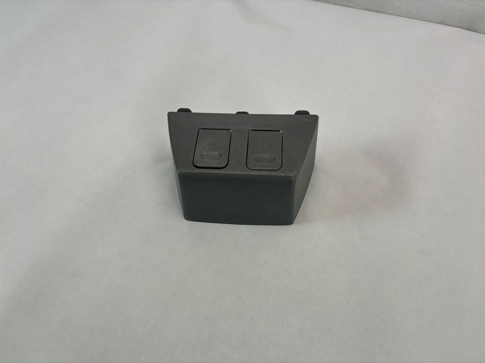 BMW E46 Adapter Steckdose Mittelkonsole hinten grau in Schwendi