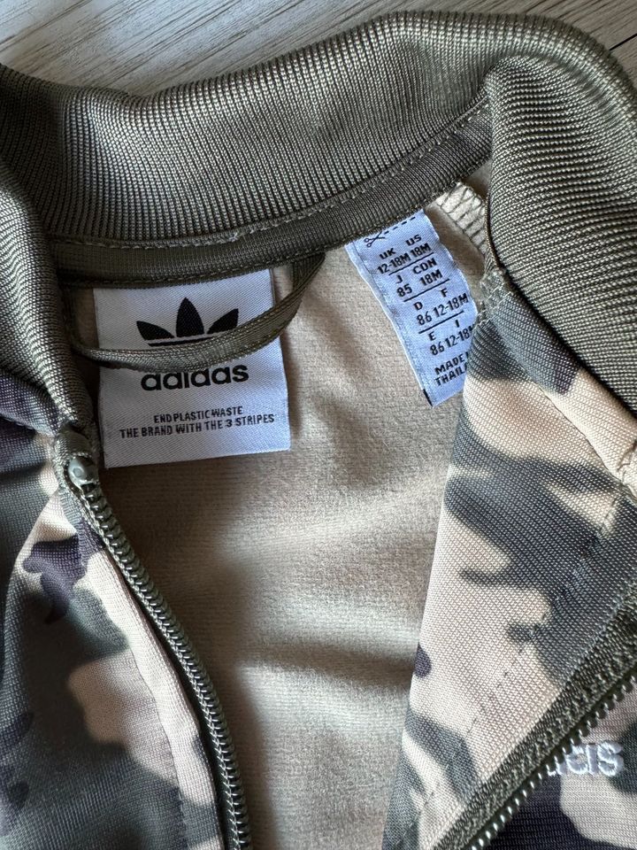 Adidas Originals Jogginganzug Camouflage Gr. 86 in Nordwestuckermark