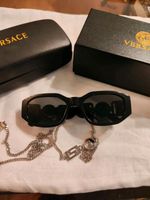 Versace Medusa, schwarze Sonnenbrille mit Kette Hessen - Wächtersbach Vorschau