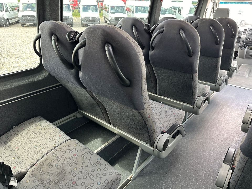 Volkswagen Crafter - KLIMA - 19+1 SS - REISE - MAXI - VOLL in Bad Wörishofen