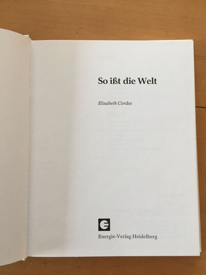 So ißt (isst) die Welt, Kochbuch, Elisabeth Cordes, 1987 in Radevormwald