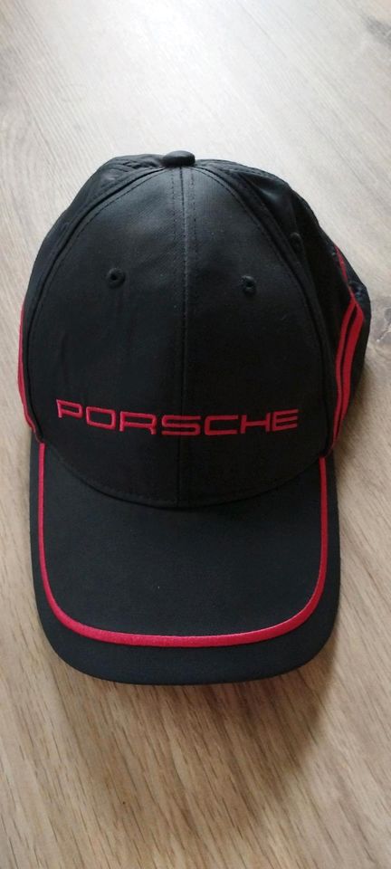 Porsche Kappe in Brandis