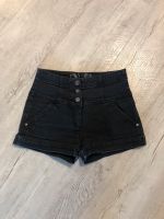 Kurze Hose schwarz high waist hohe Taille XS Bayern - Oberviechtach Vorschau