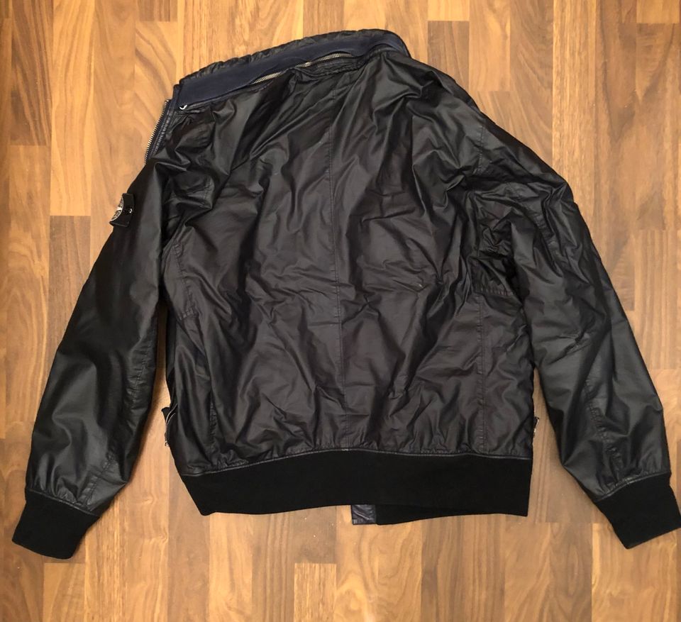 Stone Island Jacke mit Kapuze,gefüttert,schwarz,Gr.XL in Berlin