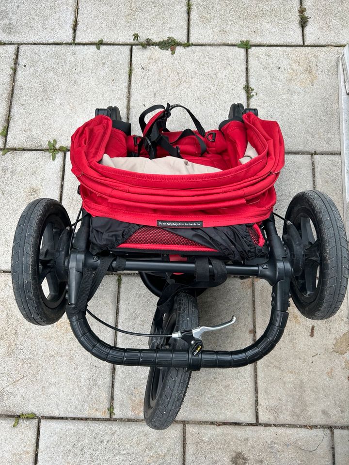 City Elite rot für Jahr 0-3 mit Wanne und Buggy in München