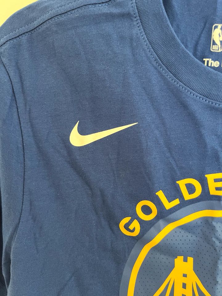 NEUES Nike NBA T-Shirt Golden State Warriors Größe M Basketball in Kerpen