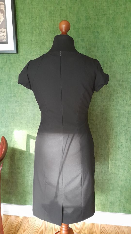 Etuikleid Kleid schwarz Gr.38 >Das kleine Schwarze< retro vintage in Hamburg