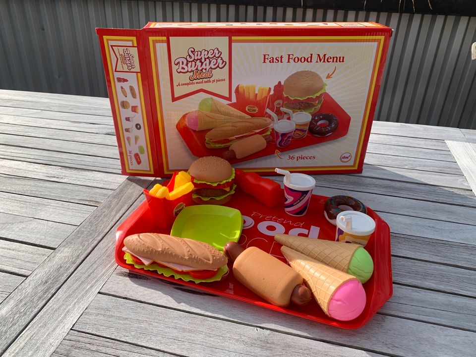 Fast Food Set für Kinderküche in Böbingen an der Rems