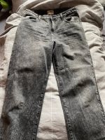 Schwarze Jeans Nordrhein-Westfalen - Siegen Vorschau