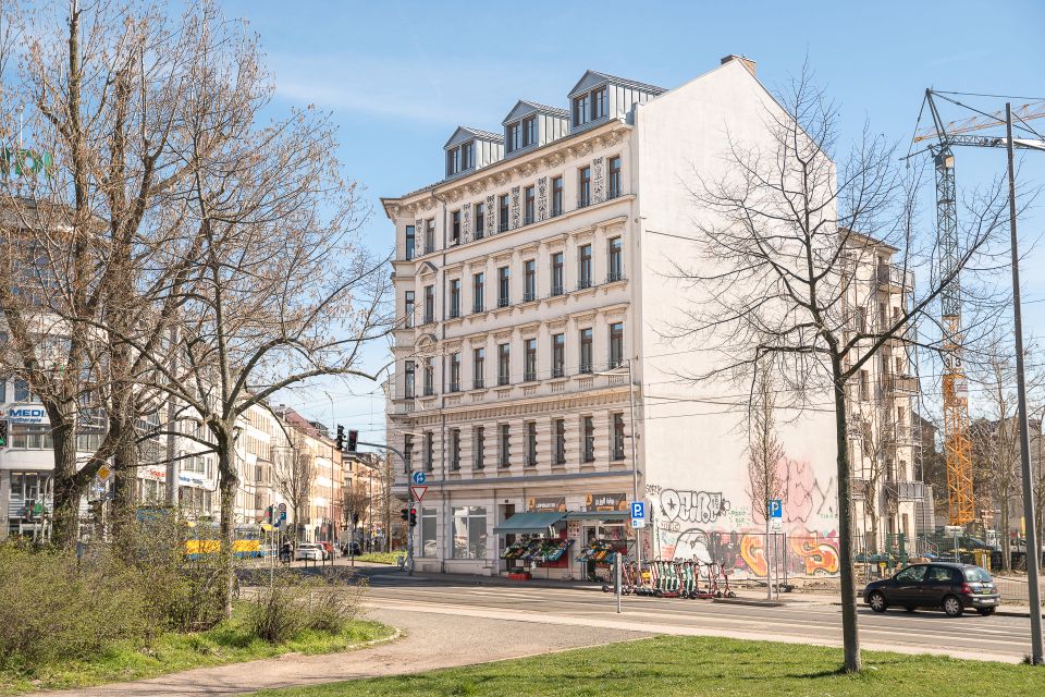 Bezugsfreie, große 3-Zimmerwohnung mit Balkon & Wannenbad - ideal für Paare & Familien in Leipzig