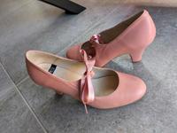 LAB by AG  38 Retro Pumps 50er Niedersachsen - Moringen Vorschau