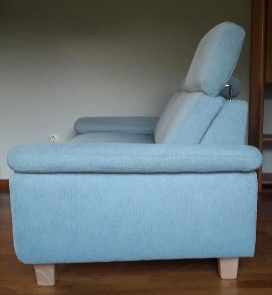 Gut erhaltenes Sofa in Monschau