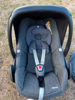 Maxi Cosi, Babyschale (Kindersitz) Pebble Sparkle Grey + Zubehör Hessen - Bad Soden am Taunus Vorschau