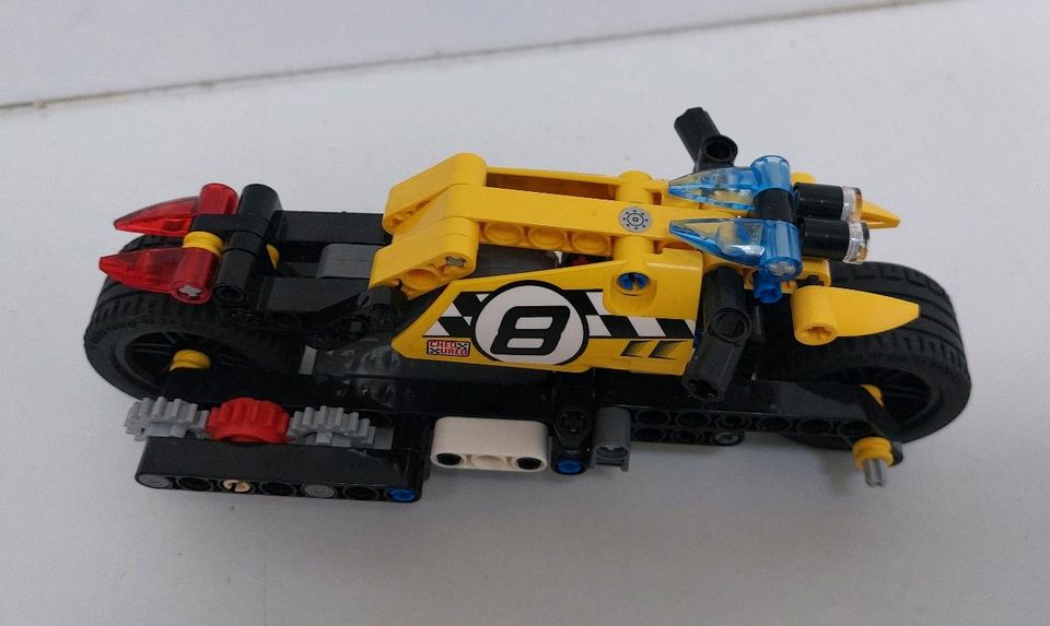 LEGO TECHNIC 42058 Stunt-Motorrad Pull Back Motor in Stephanskirchen