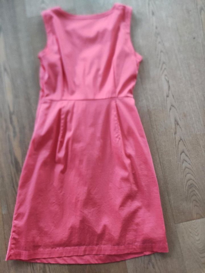 MEXX Kleid Cocktailkleid Sommerkleid Gr. 40 koralle in Lohmar