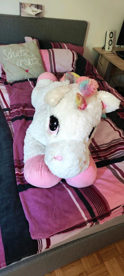 Xxl Stofftier Einhorn in Straubing