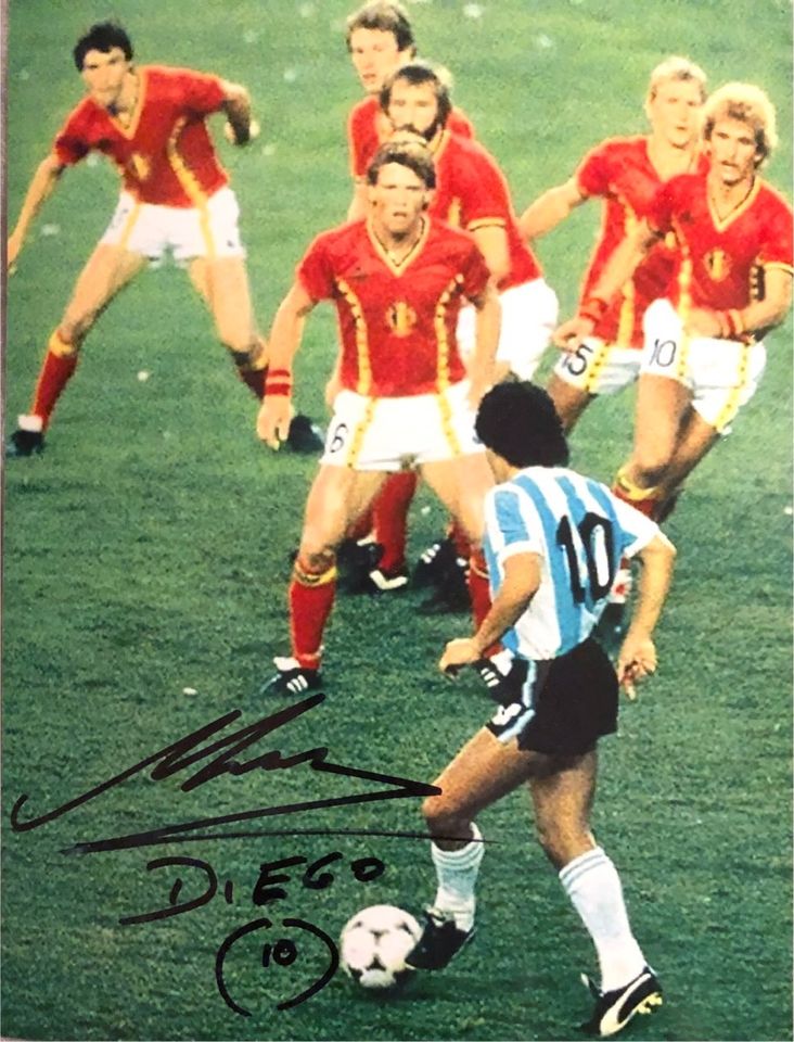 Diego Maradona (†2020) Orig. Autogramm Weltmeister WM 1986 in Essen