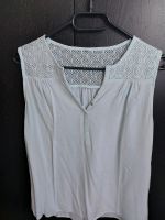 Damenbluse Damentop Sommershirt helles mintgrün Spitzendetail Nordrhein-Westfalen - Lindlar Vorschau