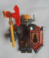 LEGO ® FIGUR AXL MIT WAFFE AUS NEXO KNIGHTS SET 70323 Niedersachsen - Schöningen Vorschau