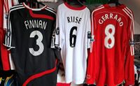 Liverpool FC XL Trikots adidas England Riise Gerreard Finnan Nordrhein-Westfalen - Brühl Vorschau