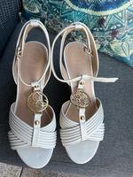 Guess Pumps Plateau wie neu Nordrhein-Westfalen - Wesel Vorschau