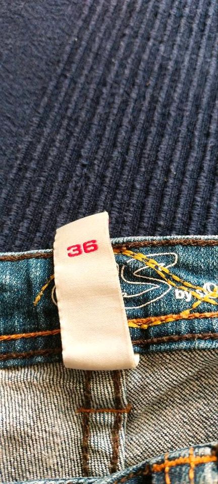 Neuwertige Hosen/Jeans (verschiedene Marken), Anzeige 1 in Limburgerhof