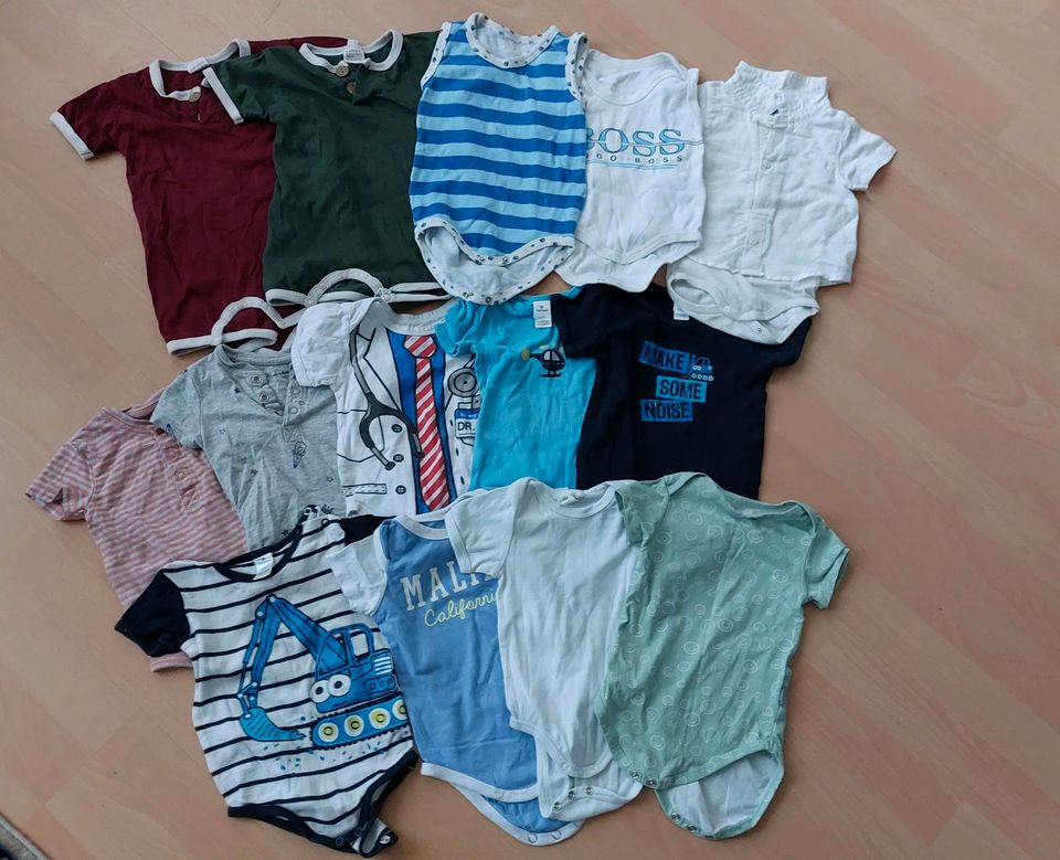 XXL Paket Babykleidung Größe 62 68 in Gelsenkirchen