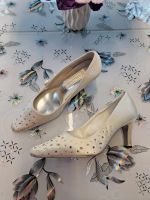 Werner Kern Hochzeitsschuhe Pumps Strass ivory Gr. 38 Brandenburg - Neuenhagen Vorschau