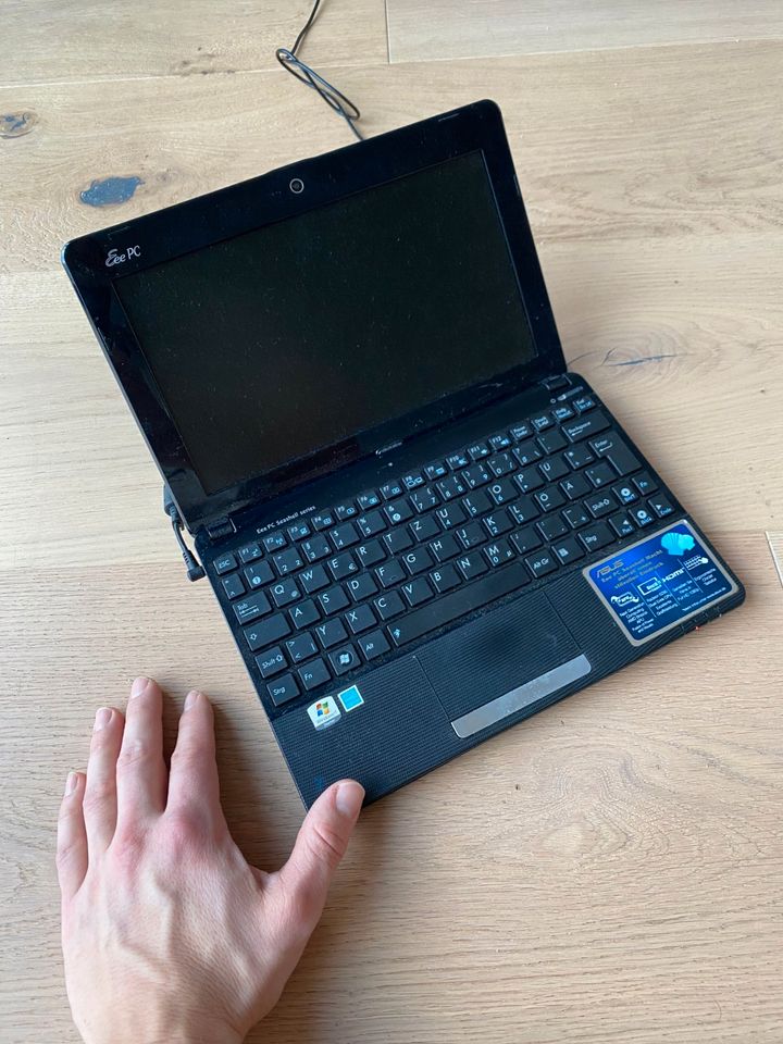ASUS Eee PC - Mini Notebook in Weinböhla