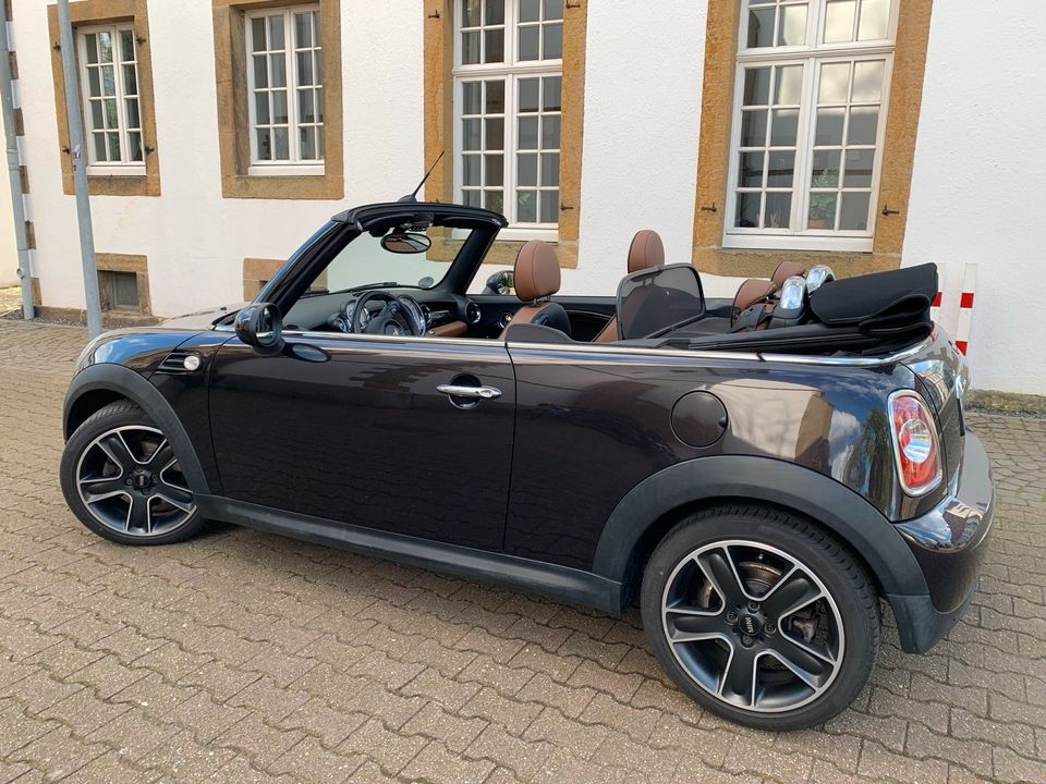 Mini Cooper D Cabriolet in Hopsten