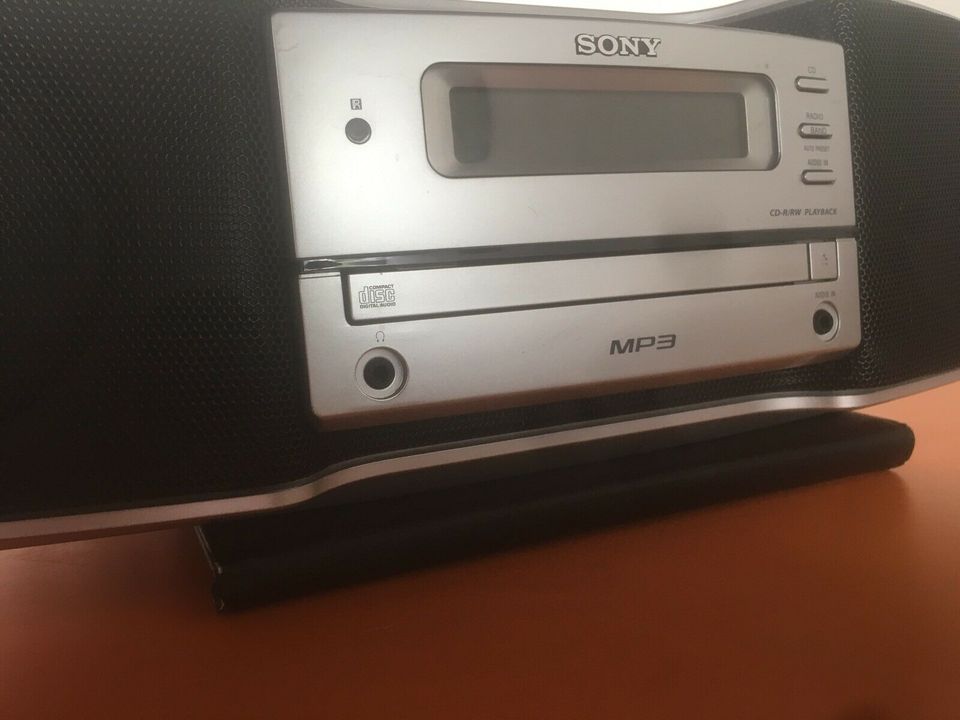 Sony ZS-S50CP Tragbare Radio mit CD-Player/MP3 Wiedergabe in Eppelheim