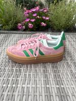Adidas Gazelle Sneaker in Rosa Gr. 40 2/3 Köln - Porz Vorschau