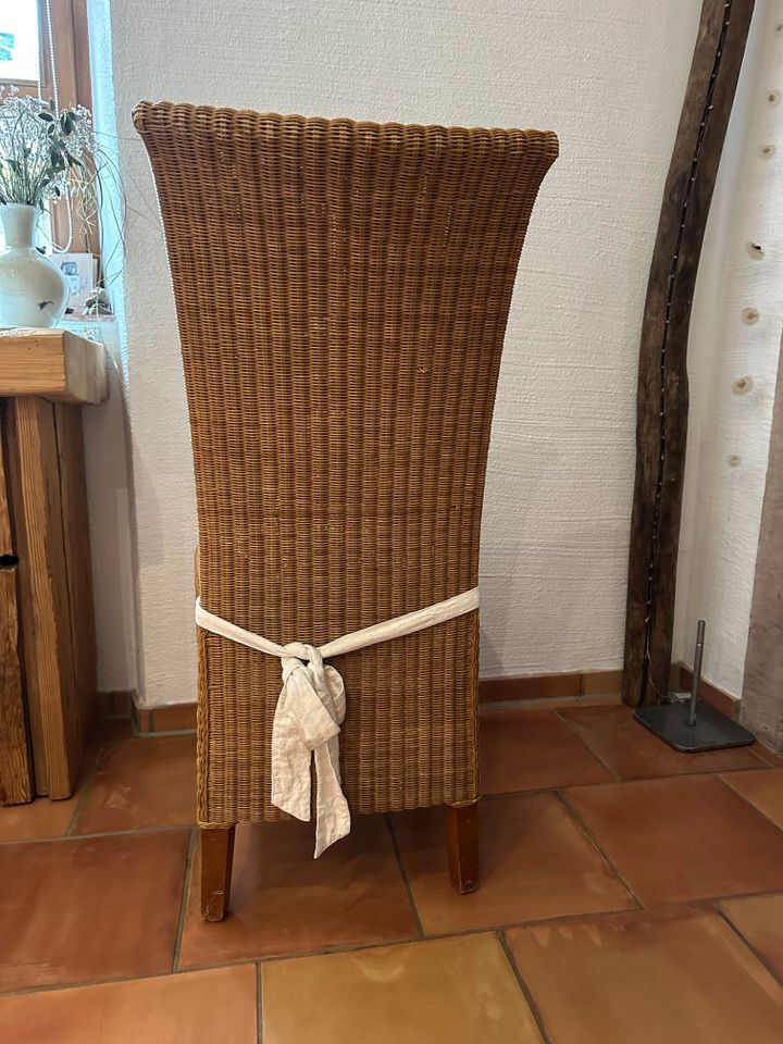 Stühle aus Rattan Esszimmer in Breisach am Rhein  