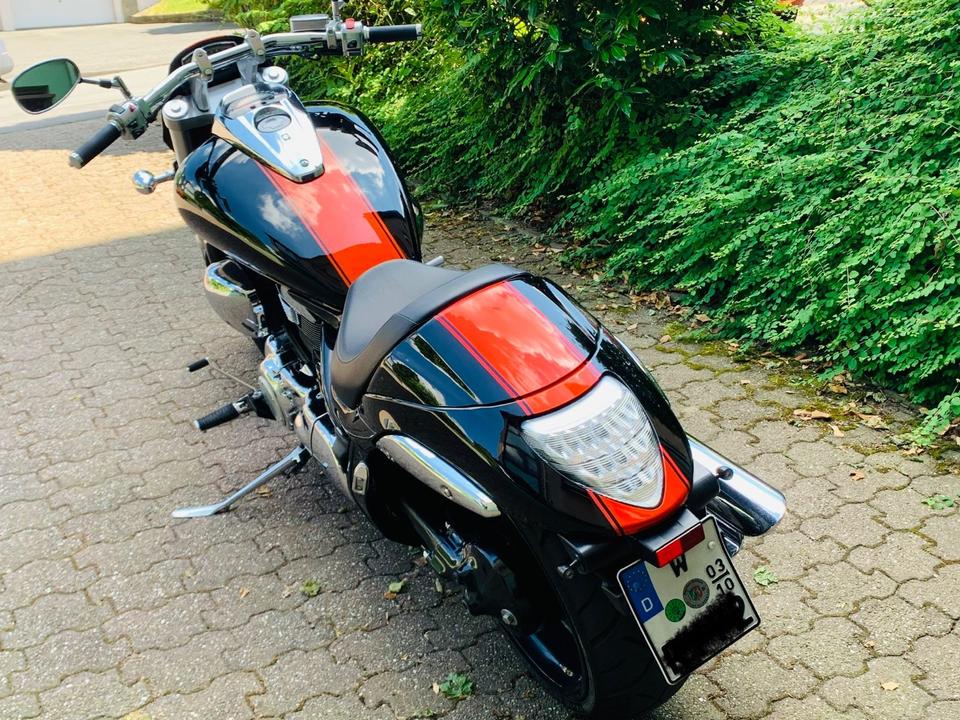 Suzuki Intruder VZR 1800M in Wuppertal