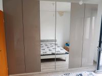 Kleiderschrank, Ikea, 3 m breit, 2,40 m hoch Beuel - Schwarzrheindorf Vorschau