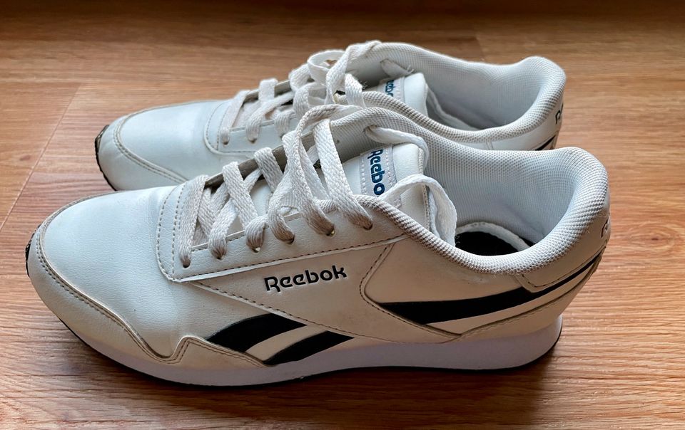 Reebock Sneaker Sportschuhe weiss 36 in Brauneberg