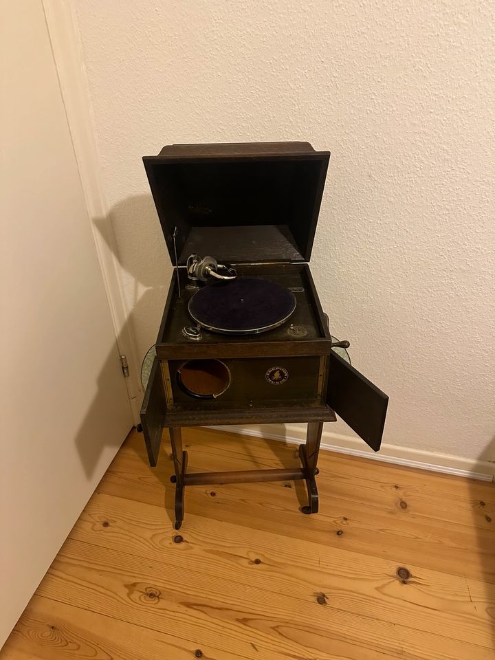 Retro 50/60er Grammophon Plattenspieler Voll Funktionsfähig in Hamburg